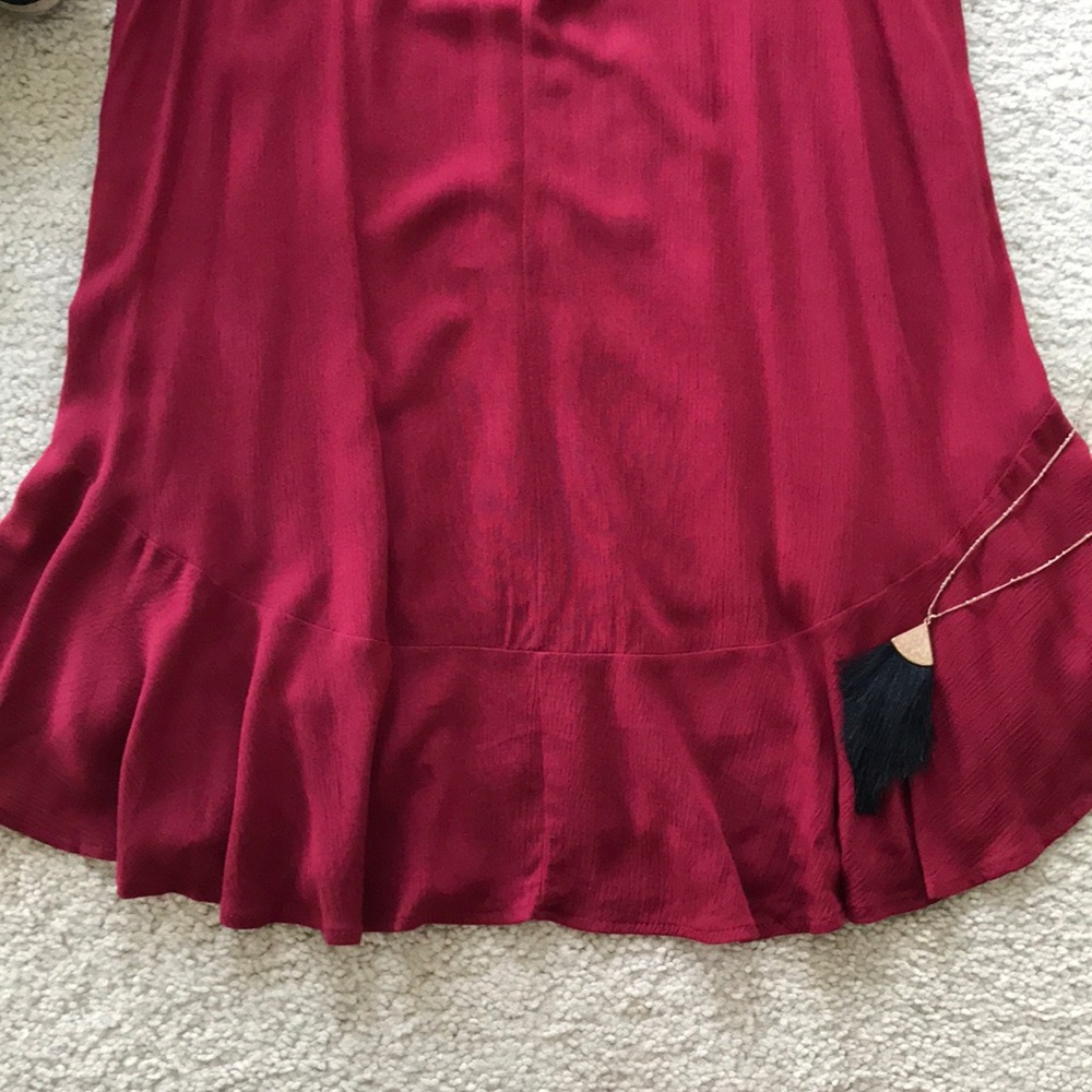 Wine Color, Scoopback Sleeveless Dress - Picture 6 of 8
